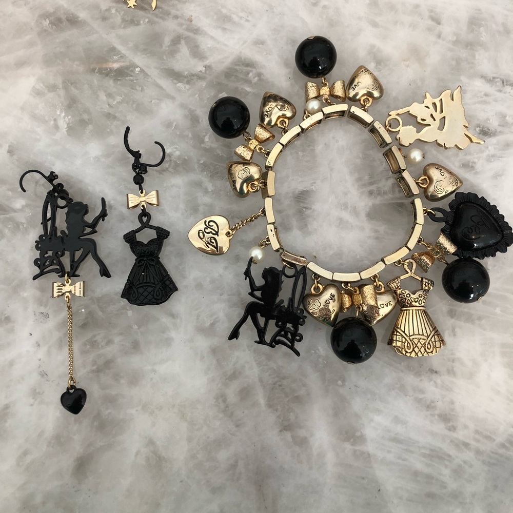 Betsey Johnson - Charm Girls set, near perfect